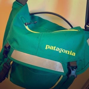 Patagonia cross body